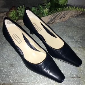 Nordstrom Leather Navy Pumps